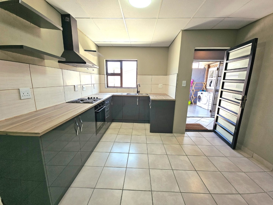 Commercial Property for Sale in Heather Park Western Cape